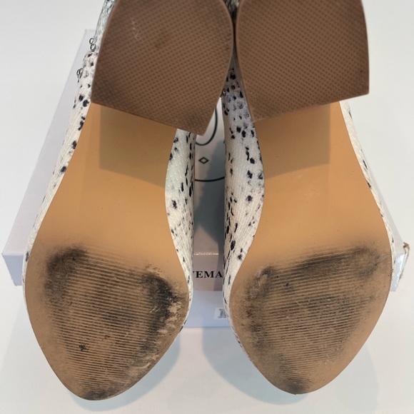 Steve Madden Snakeskin booties - Picture 10 of 15